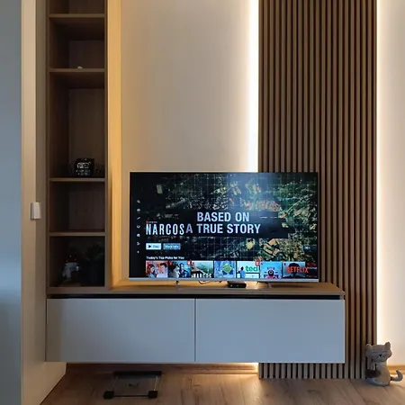 아파트 Koko's Cozy - Free Garage Netflix And Balcony 소피아